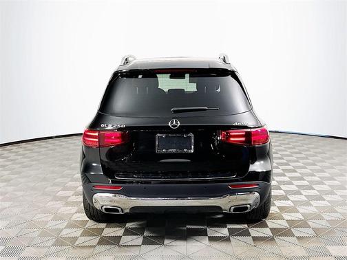 2026 Mercedes-Benz GLB 250 Base 4MATIC
