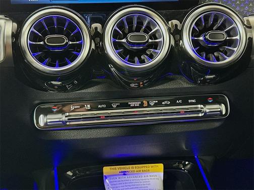 2025 Mercedes-Benz GLB 250 Base 4MATIC