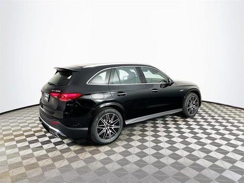 2026 Mercedes-Benz AMG GLC 63 S E Performance