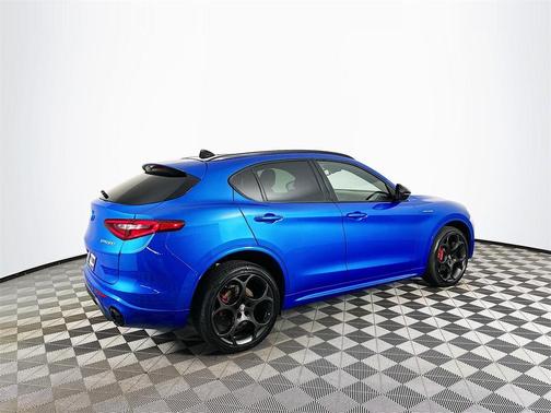 2022 Alfa Romeo Stelvio Veloce