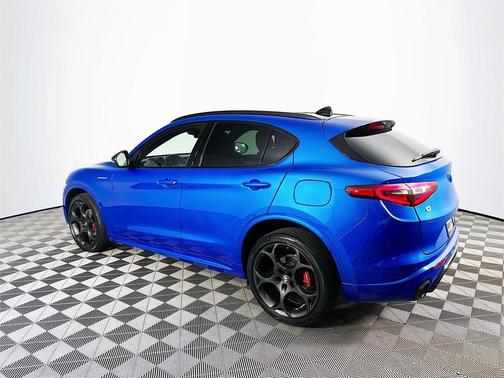 2022 Alfa Romeo Stelvio Veloce
