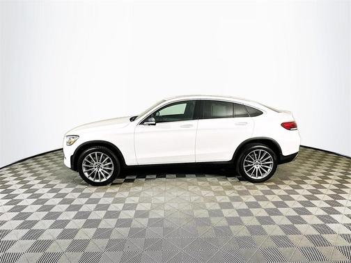 2022 Mercedes-Benz GLC 300 4MATIC Coupe