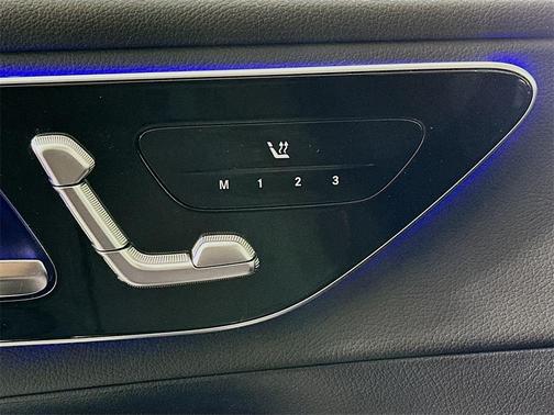 2025 Mercedes-Benz GLC 350e Base 4MATIC