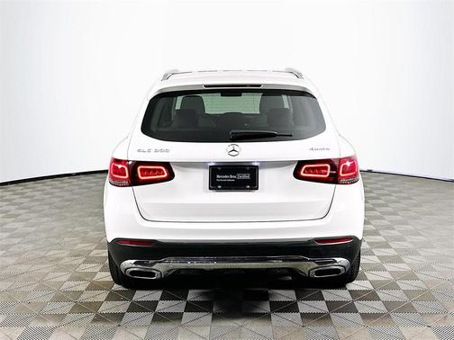 2022 Mercedes-Benz GLC 300 Base 4MATIC