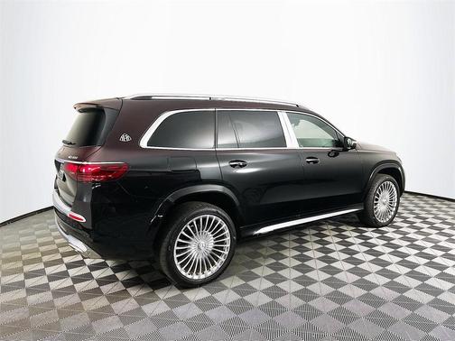 2024 Mercedes-Benz Maybach GLS 600 4MATIC