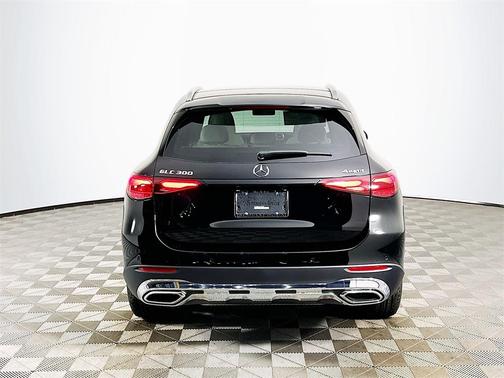2026 Mercedes-Benz GLC 300 Base 4MATIC
