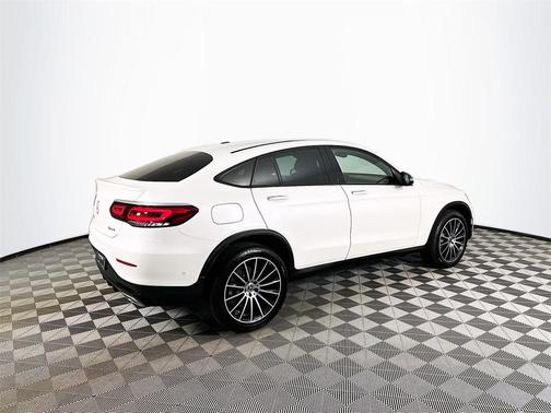 2021 Mercedes-Benz GLC 300 4MATIC Coupe