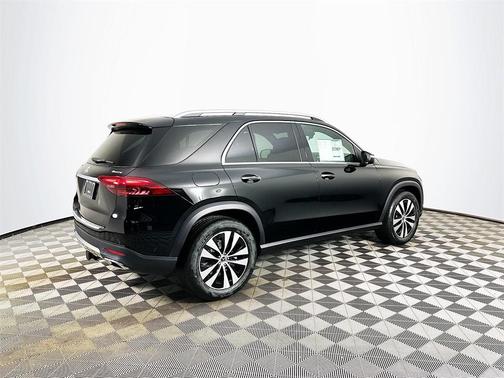 2026 Mercedes-Benz GLE 450e Base 4MATIC