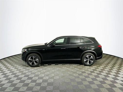 2025 Mercedes-Benz GLC 350e Base 4MATIC