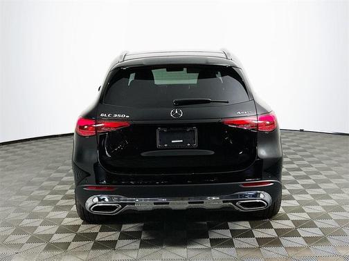 2025 Mercedes-Benz GLC 350e Base 4MATIC