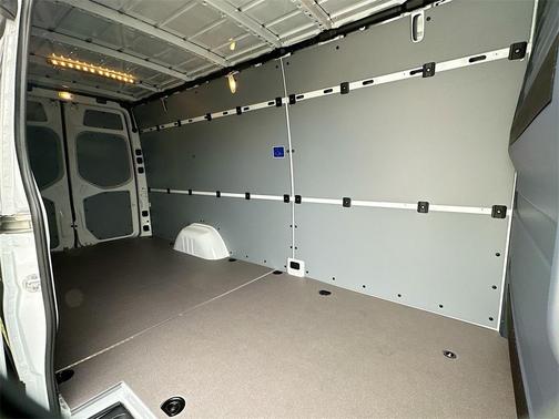 2025 Mercedes-Benz Sprinter 2500 High Roof