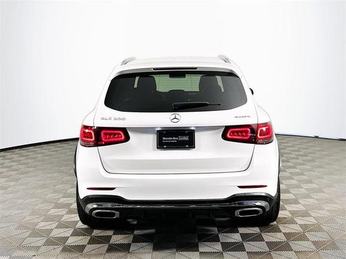 2022 Mercedes-Benz GLC 300 Base 4MATIC