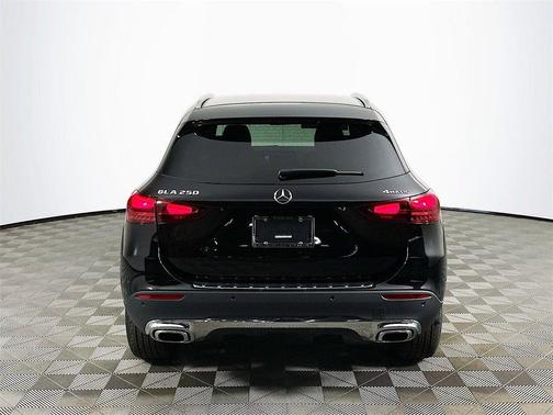 2025 Mercedes-Benz GLA 250 Base 4MATIC