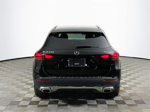 2025 Mercedes-Benz GLA 250 Base 4MATIC