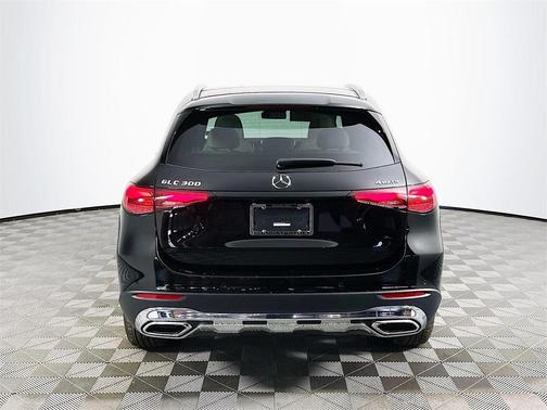 2025 Mercedes-Benz GLC 300 Base 4MATIC