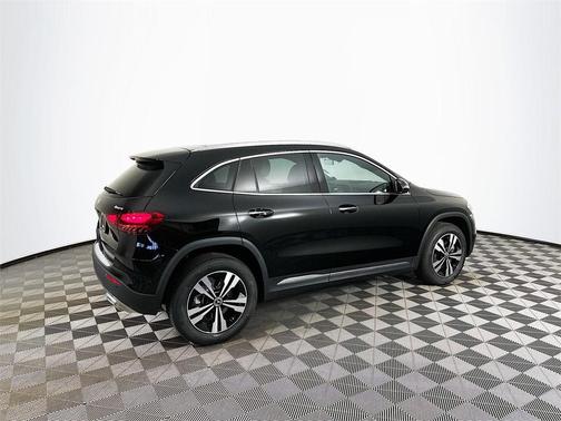 2026 Mercedes-Benz GLA 250 Base 4MATIC