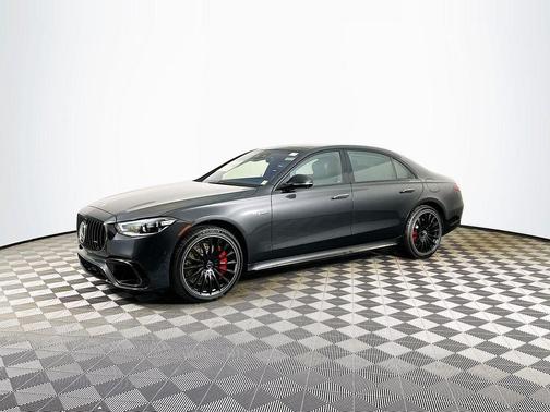 2026 Mercedes-Benz AMG S 63 E Base