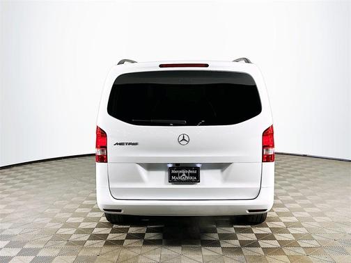 2023 Mercedes-Benz Metris Base
