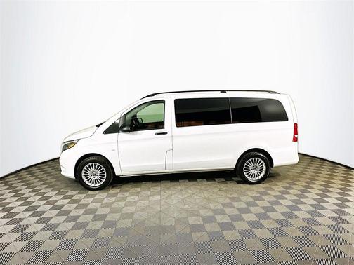 2023 Mercedes-Benz Metris Base