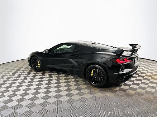 2025 Chevrolet Corvette Stingray w/2LT