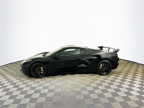 2025 Chevrolet Corvette Stingray w/2LT