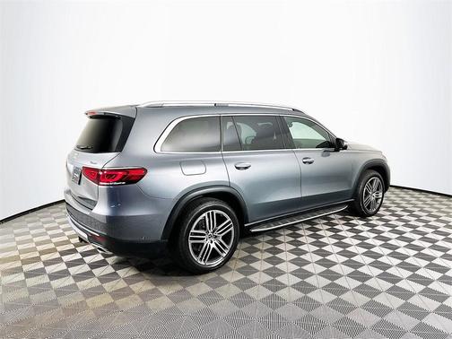 2021 Mercedes-Benz GLS 450 4MATIC