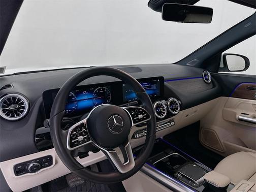 2022 Mercedes-Benz GLA 250 Base 4MATIC