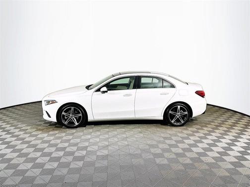 2022 Mercedes-Benz A-Class A 220 4MATIC