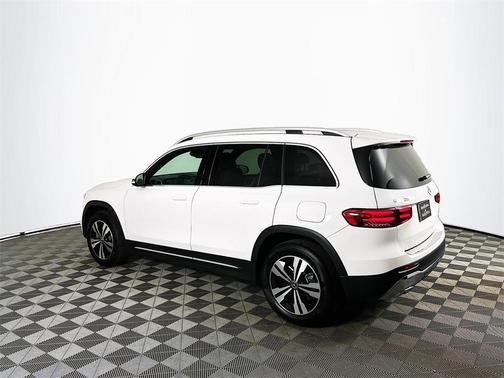 2025 Mercedes-Benz GLB 250 Base 4MATIC