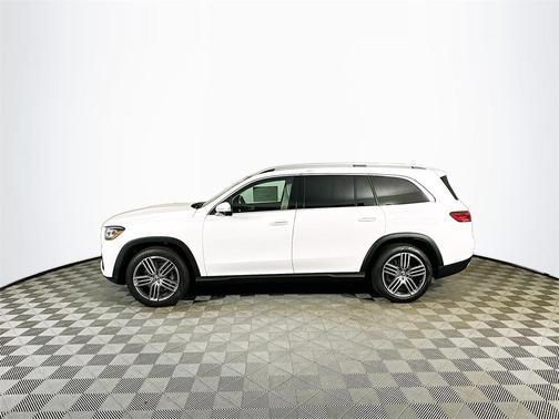 2026 Mercedes-Benz GLS 450 4MATIC