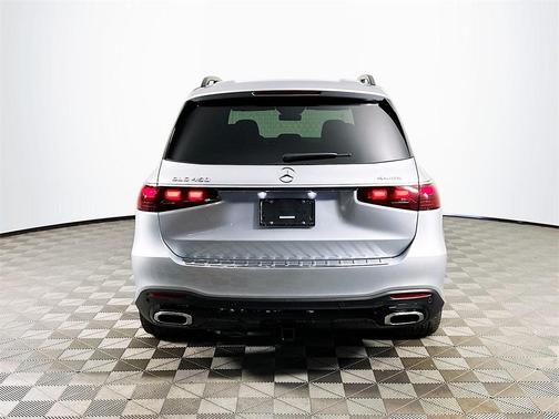 2026 Mercedes-Benz GLS 450