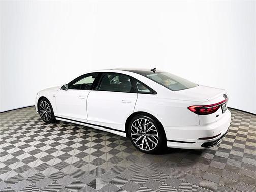 2023 Audi A8 L 55