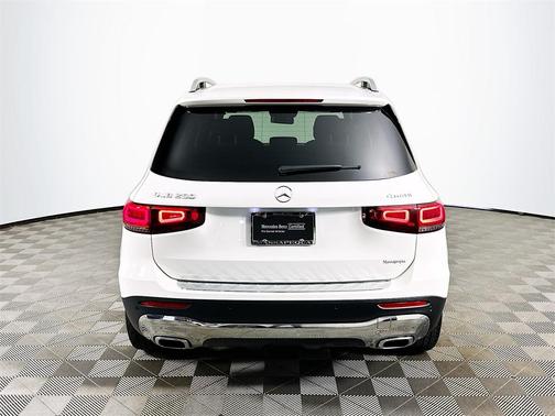 2022 Mercedes-Benz GLB 250 Base 4MATIC