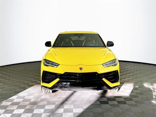 2024 Lamborghini Urus S