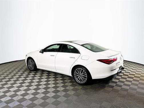 2022 Mercedes-Benz CLA 250 Base 4MATIC