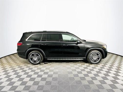 2026 Mercedes-Benz GLS 450 4MATIC
