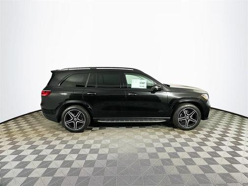 2026 Mercedes-Benz GLS 450 