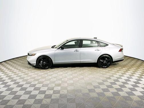 SELECT 2025 Honda Accord Hybrid Sport-L