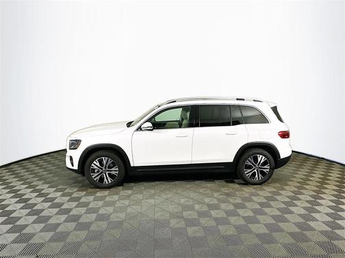 2026 Mercedes-Benz GLB 250 Base 4MATIC