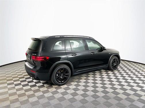 2026 Mercedes-Benz AMG GLB 35 Base