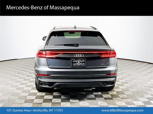 2020 Audi Q8 55 Premium Plus