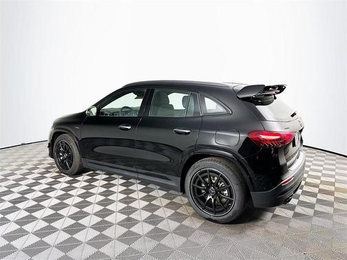 2025 Mercedes-Benz AMG GLA 35 Base