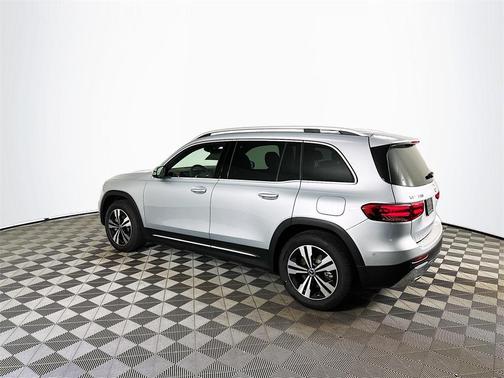 2026 Mercedes-Benz GLB 250 Base 4MATIC