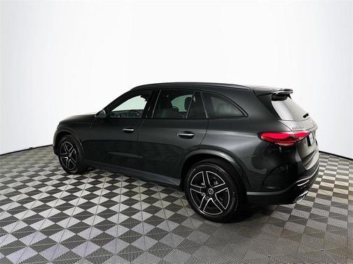 2025 Mercedes-Benz GLC 300 Base 4MATIC