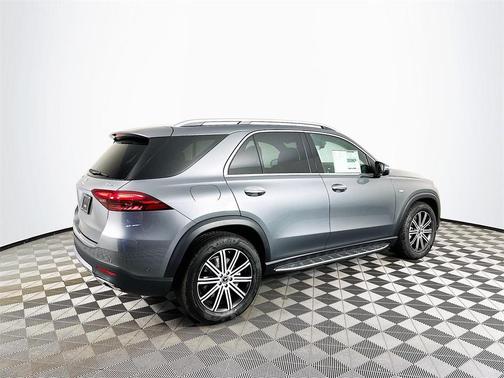2025 Mercedes-Benz GLE 450e 4MATIC