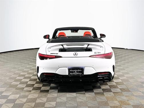 2022 Mercedes-Benz AMG SL 63 Base