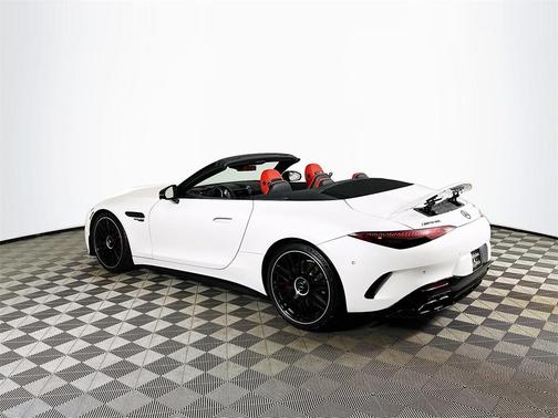 2022 Mercedes-Benz AMG SL 63 Base