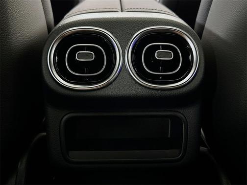 2025 Mercedes-Benz GLC 300 4MATIC Coupe