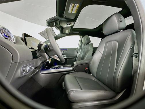 2025 Mercedes-Benz GLA 250 Base 4MATIC