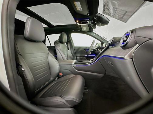 2025 Mercedes-Benz GLC 350e Base 4MATIC